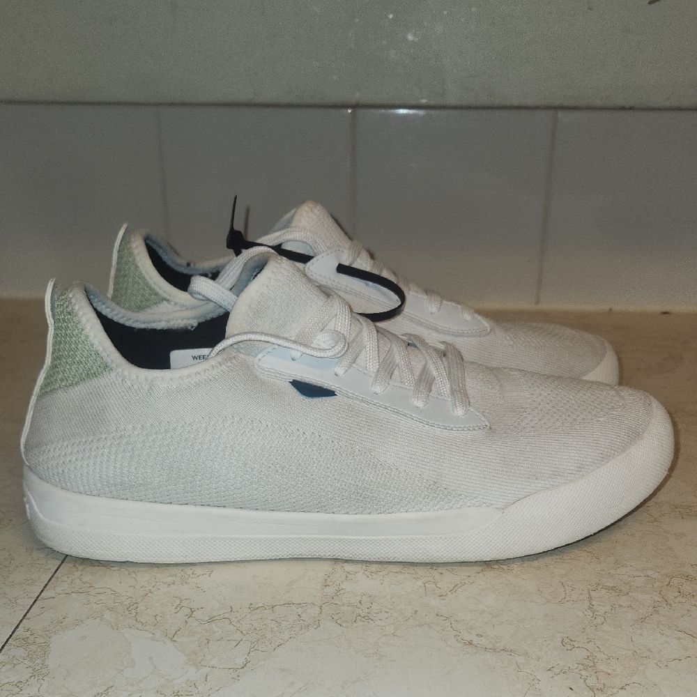 Vessi Weekend Classic Waterproof Marble White Shoes
